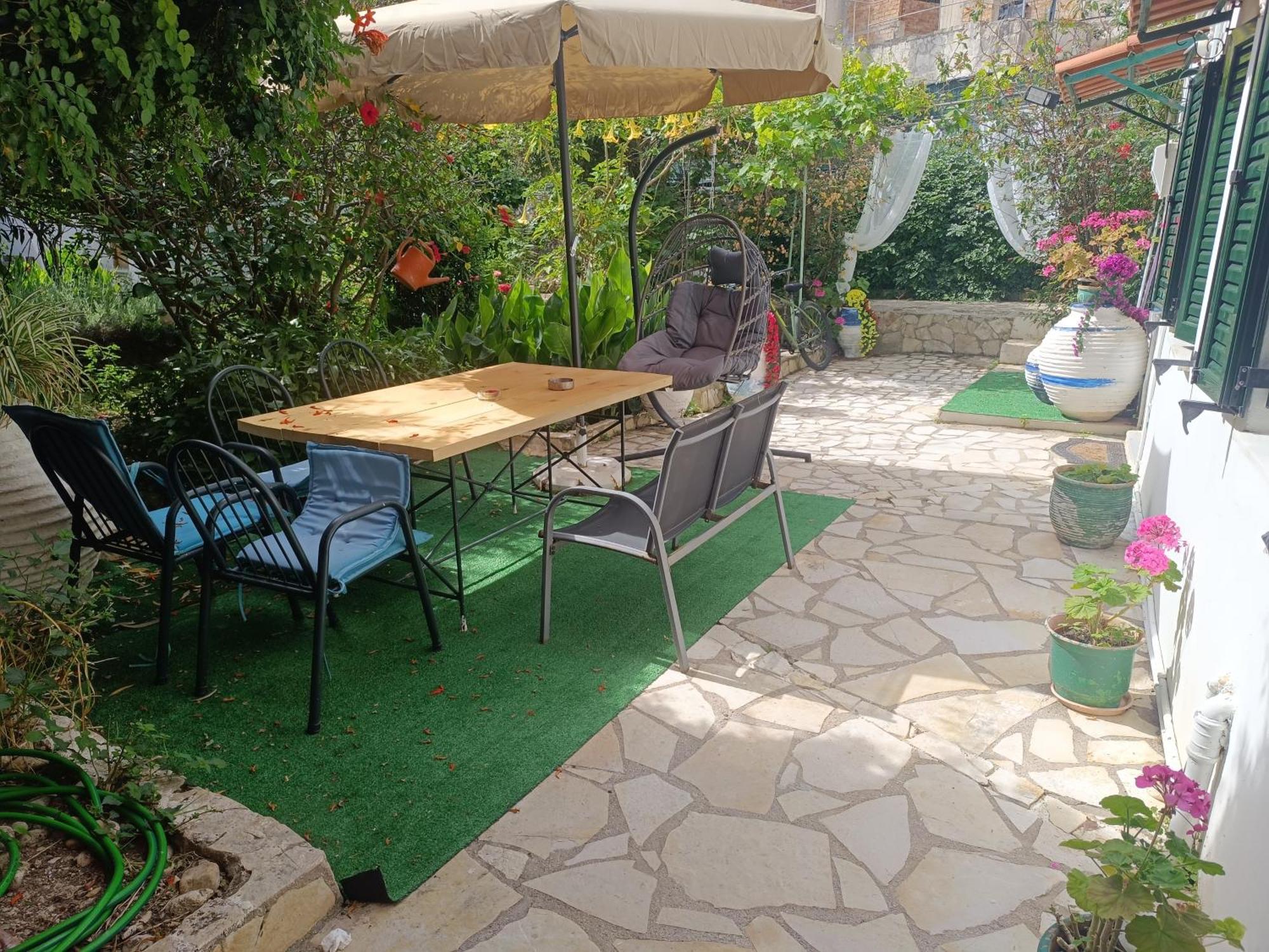 Garden Home Γάιος Εξωτερικό φωτογραφία